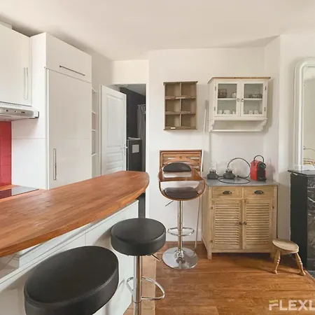 Apartment Flexliving - One Bedroom - Croix Nivert Paris