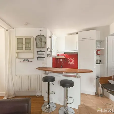 Flexliving - One Bedroom - Croix Nivert Apartment *